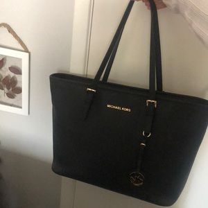 Michael Kors tote